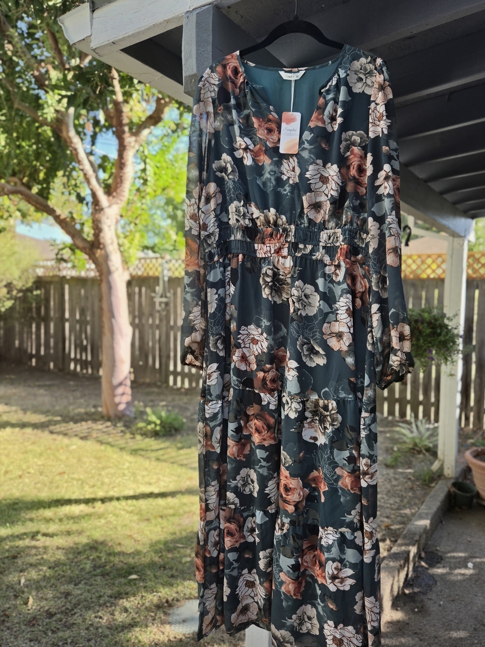 Simplee Green Floral Maxi Dress NWT!